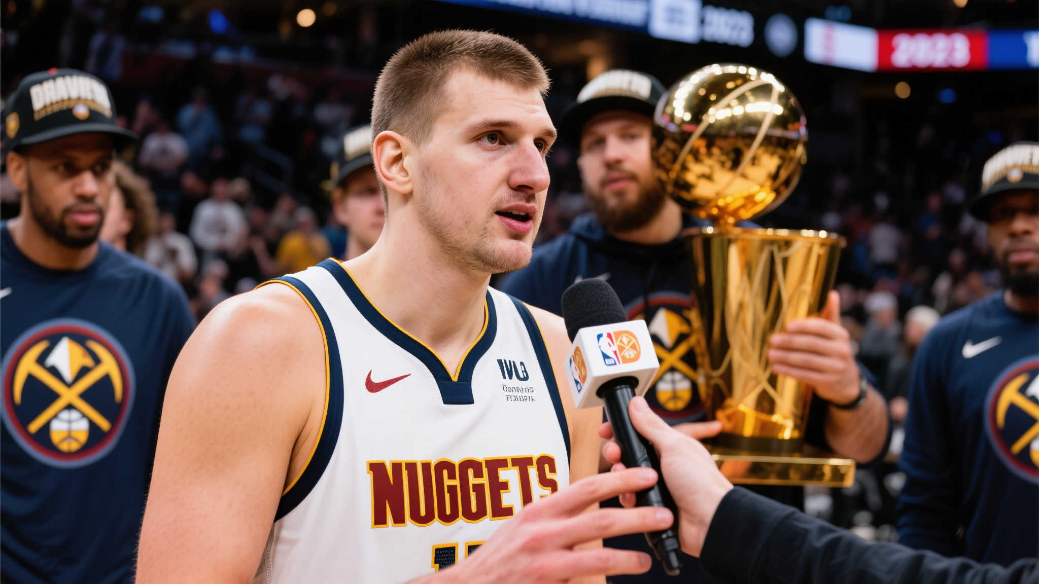 却常常显得 却常常显得